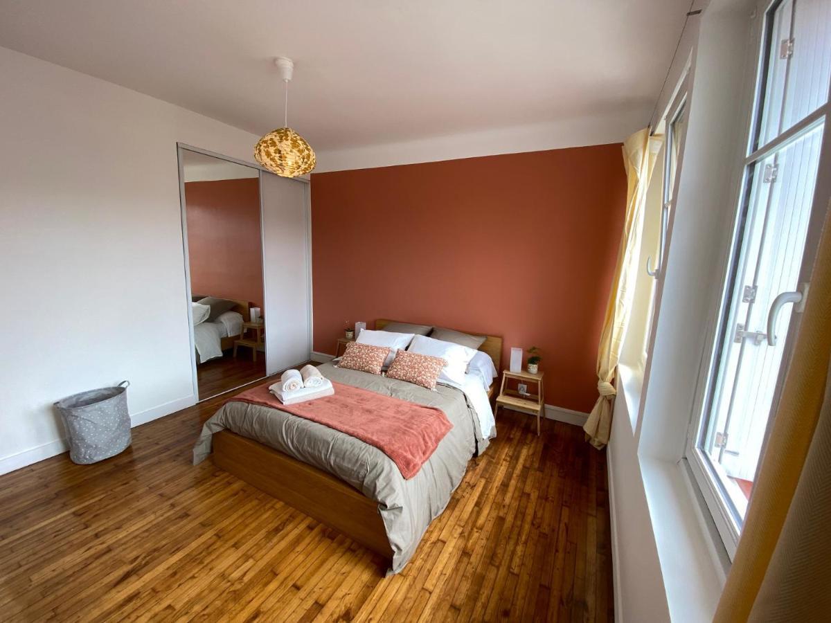 Appartement Spacieux Avec Balcon Et Parking 布雷斯特 外观 照片
