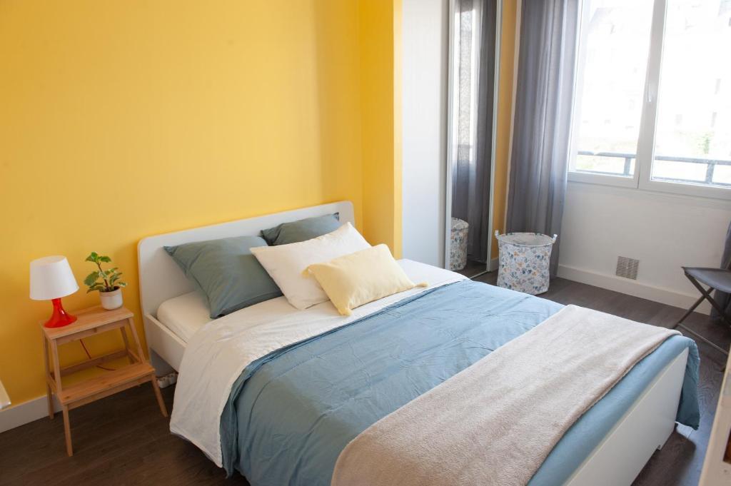 Appartement Spacieux Avec Balcon Et Parking 布雷斯特 外观 照片