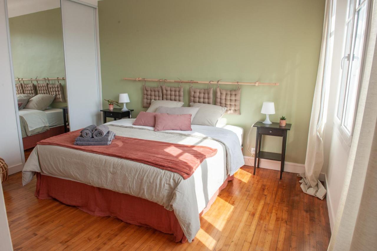 Appartement Spacieux Avec Balcon Et Parking 布雷斯特 外观 照片