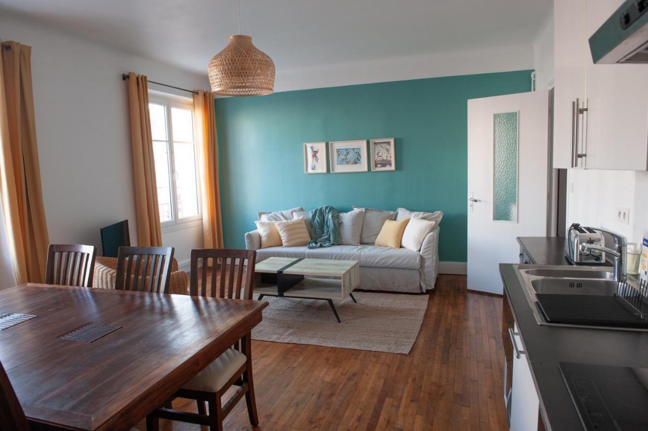 Appartement Spacieux Avec Balcon Et Parking 布雷斯特 外观 照片